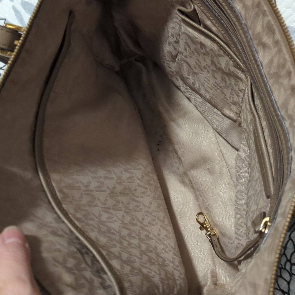 Michael kors shoulder bag - Picture 12 of 14
